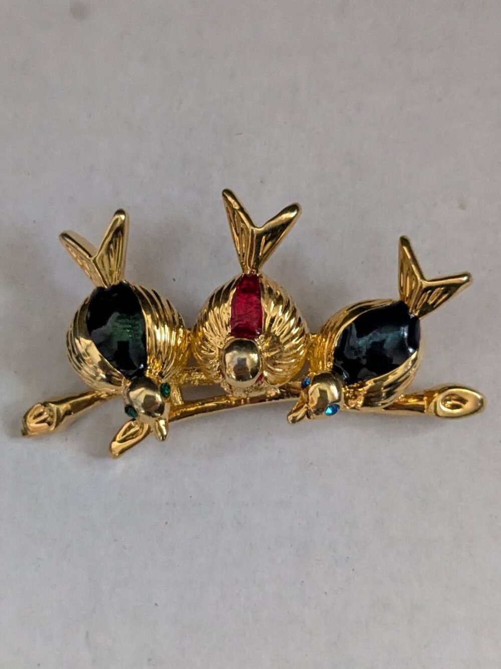 Gold Tone 3 Birds Sitting On A Perch Brooch Pin